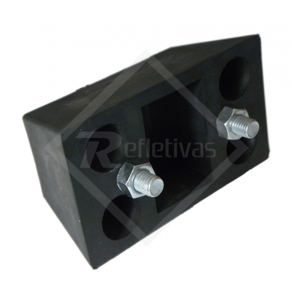 Batente Termopl�stico Traseiro com fita refletiva.